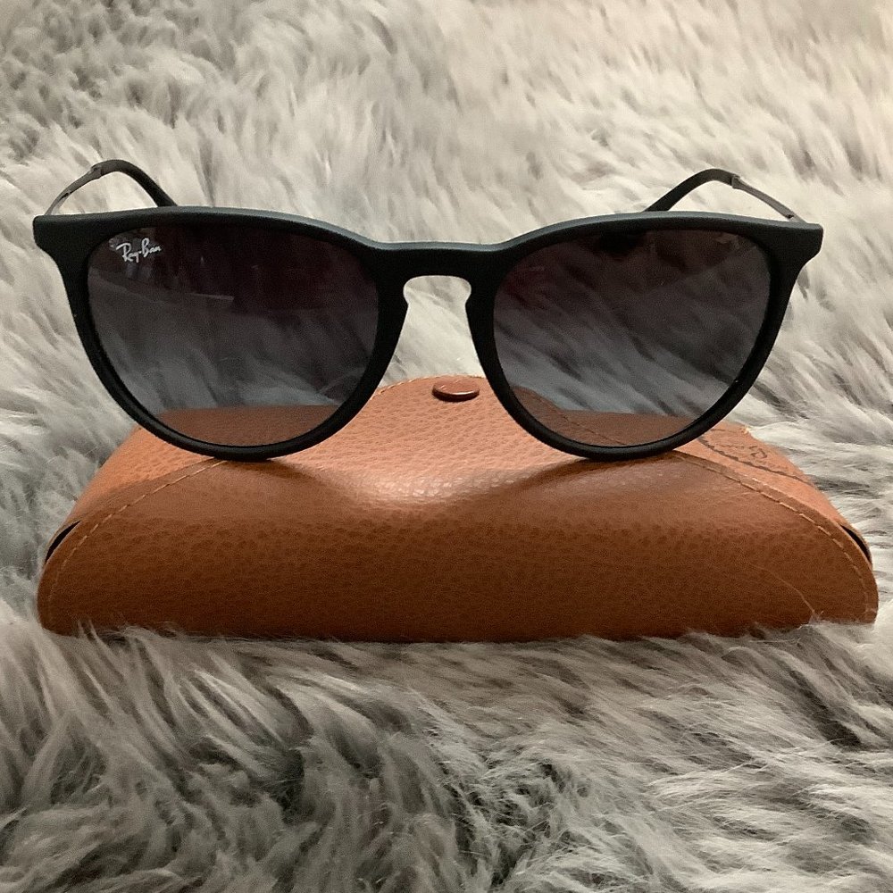 Ray-Ban | Erika Sunglasses | Black